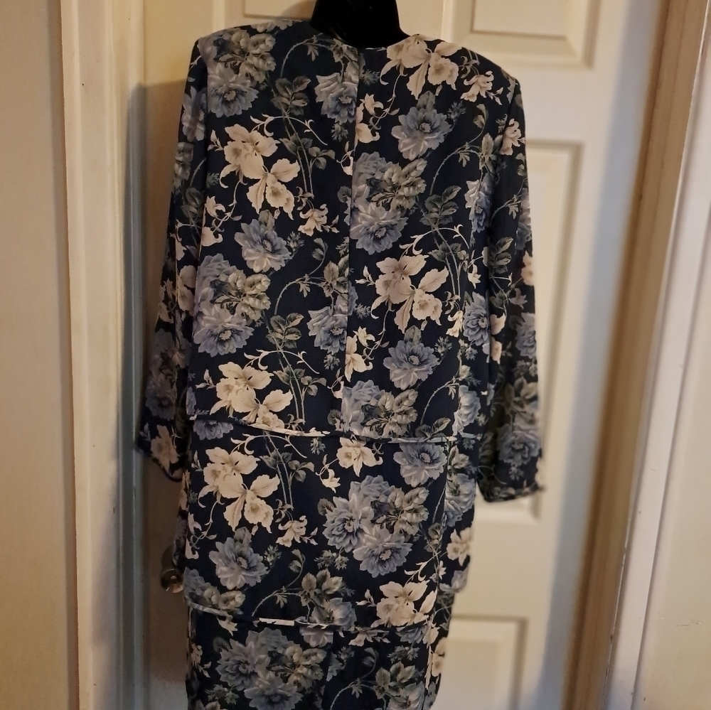 Talbots layerd Floral dress size 12 - Picture 5 of 8